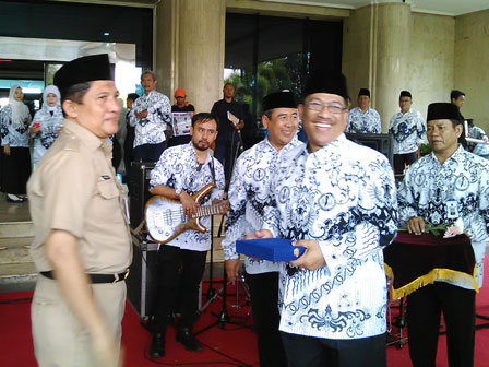 Pencarian PGRI Intanjaya - Persatuan Guru Republik Indonesia Cabang Kabupaten Intanjaya